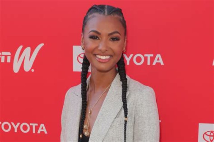 Malika Andrews Bio, Age, Height, Husband, Salary, Net Worth, NBA