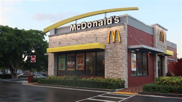 	Man was looking for floozies at McDonald’s, cops say	