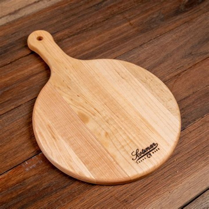 Maple Pizza Board
– Laurel Mercantile