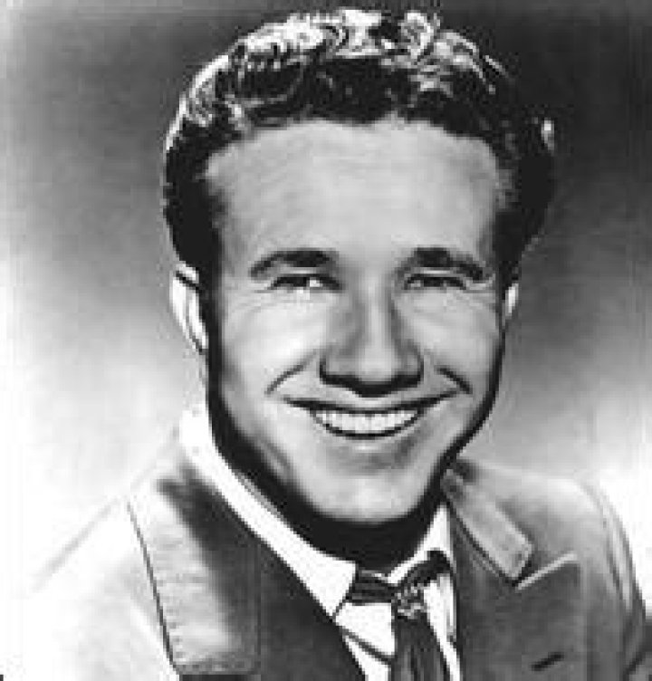 Marty Robbins Net Worth 2024