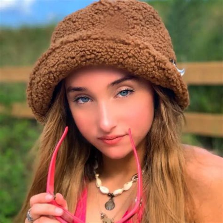 McKenzi Brooke: Wiki, Bio, Age, Height, Net Worth, Husband