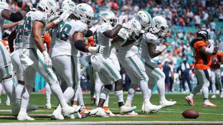 
Miami Dolphins |	Who has the edge? Dolphins vs. Broncos, in home opener after 2-0 road start	