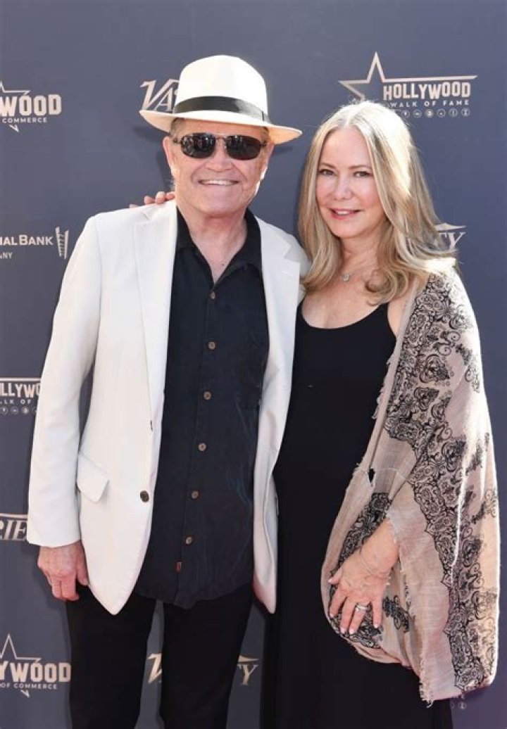 Micky Dolenz's Wife: A Deep Dive Into Their Life Together