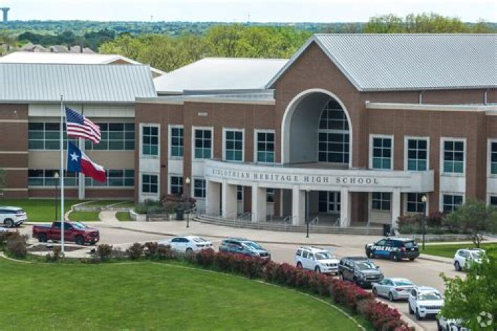 Midlothian Heritage High School - Midlothian