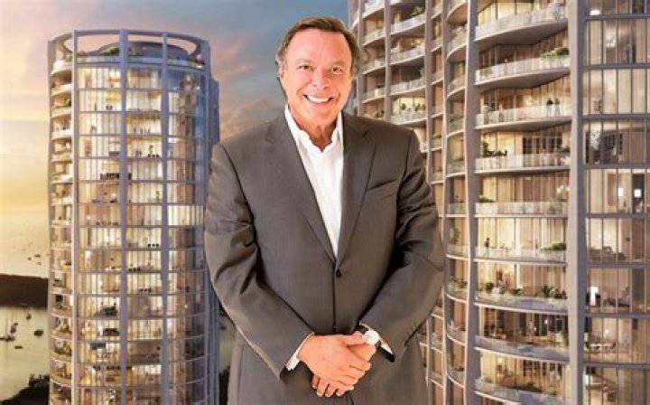 Mike Fernandez Net Worth | Age, Height, Weight, Dating And More