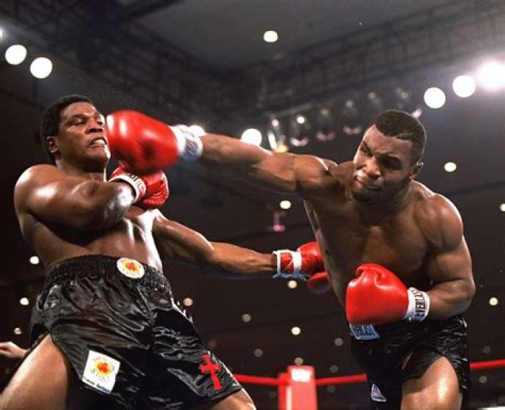 Mike Tyson: Estatura altura, cuánto mide, biografía, peso, edad, Wiki