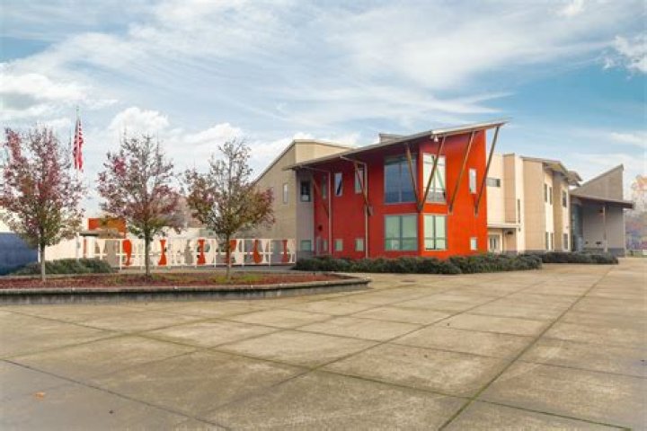 Mill Creek Middle School - Kent