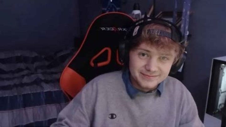 Minecraft star Punz announces break from streaming due to mental health struggles