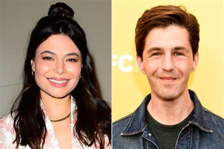 Miranda Cosgrove's Love Life: Does She Have A Boyfriend?