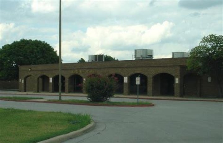 Moore West Junior High School - Oklahoma City