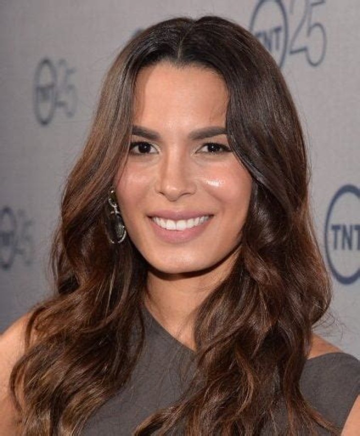 Nadine Velazquez Net Worth 2024