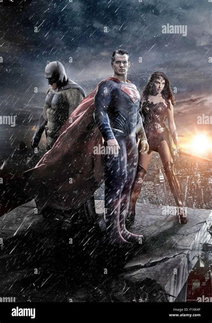 New Batman v Superman: Dawn of Justice Photos get intense