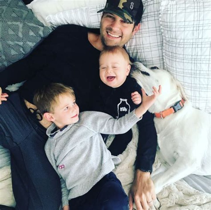 Nikki DeLoach is Living Happily with her husband Ryan Goodell and Children, Know her Relationship