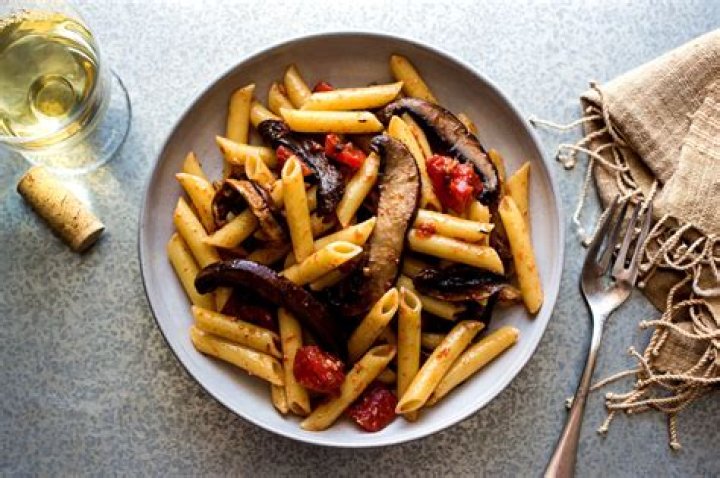 	Noodles Panini’s Penne with Portobello Mushrooms	