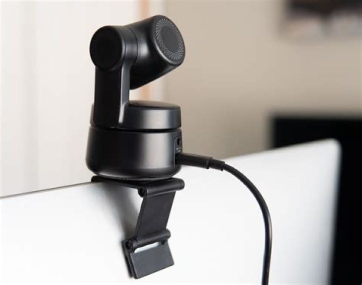 Obsbot Tiny 4K PTK Webcam Follows Your Every Move and Looks Great