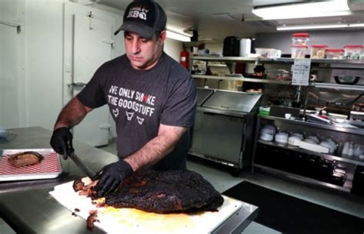 	On deck: Chicago-born Wrigley BBQ combines baseball, smoked brisket in Palm Beach	