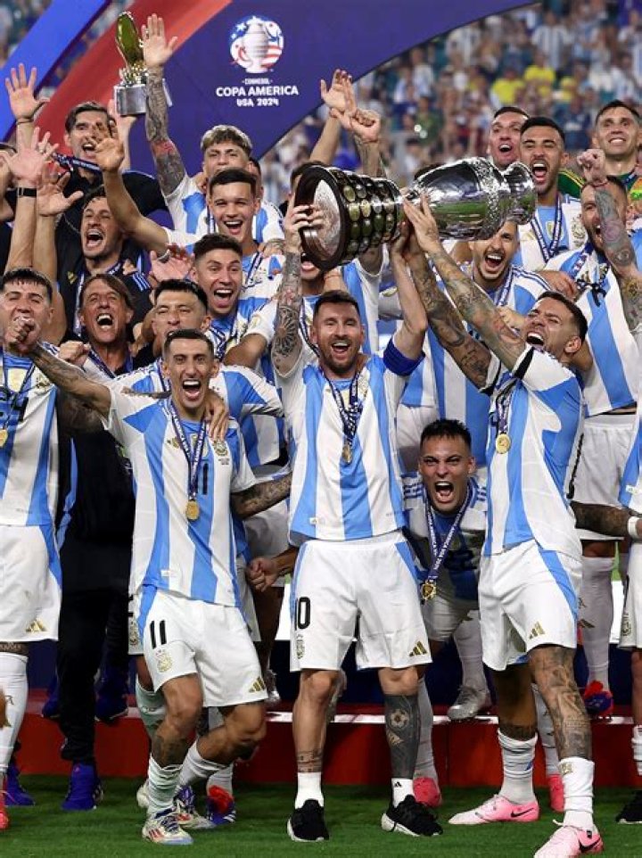 On this day in 2007, Argentina defeat Mexico at the Copa America