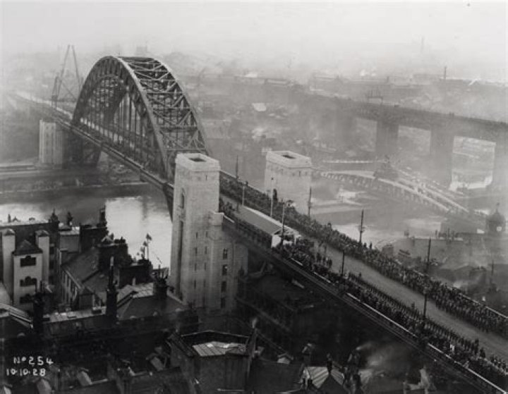 Opening of the Tyne Bridge, 1928