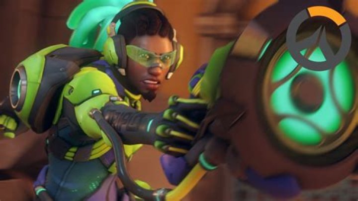 Overwatch player finds elite hiding spot on Rialto
