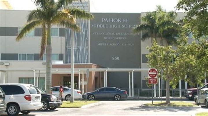 Pahokee Middle School - Pahokee
