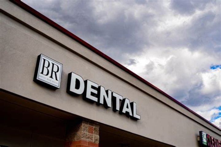 	PALM LAKE BAPTIST ASSOCIATION OFFERS DENTAL SERVICES FOR NEEDY	