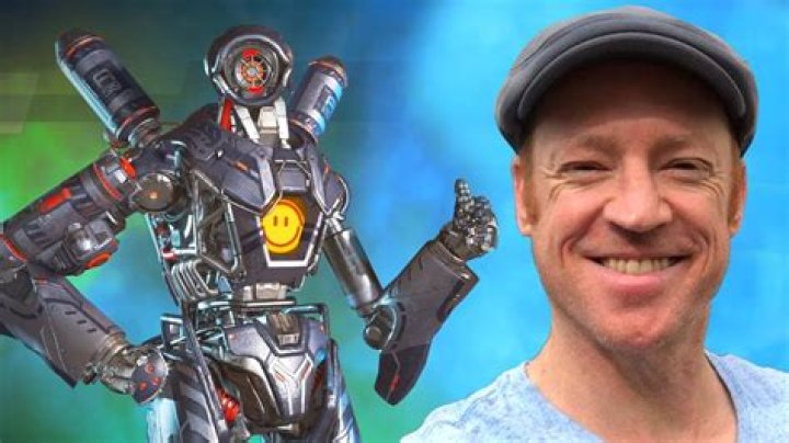 Pathfinder's voice actor plays Apex Legends matches in character and it's amazing