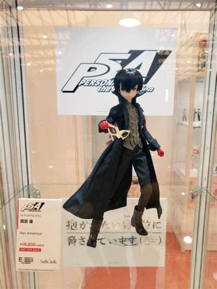 Persona 5 Noir figma Action Figure Is as Cute as You Expect
