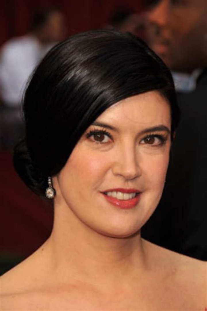 Phoebe Cates Biography