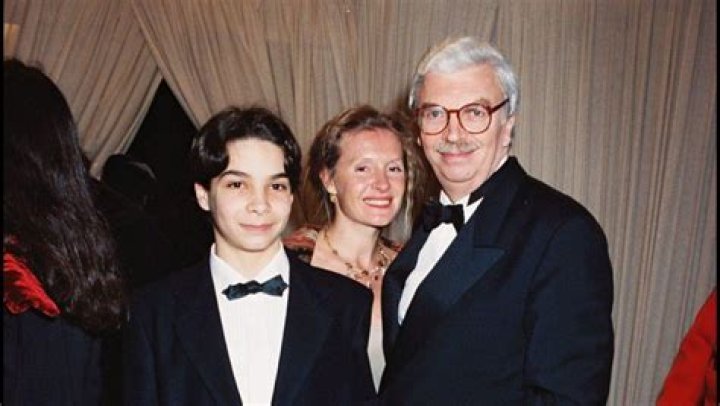 Pierre Louis Fils De Sophie Toscan