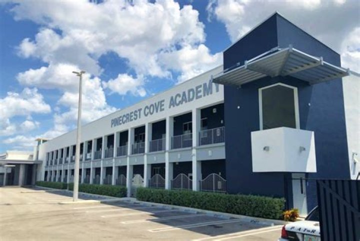 Pinecrest Cove Academy - Miami