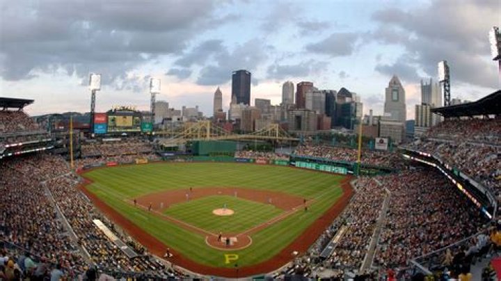 Pirates, PNC agree to extension for stadium naming rights