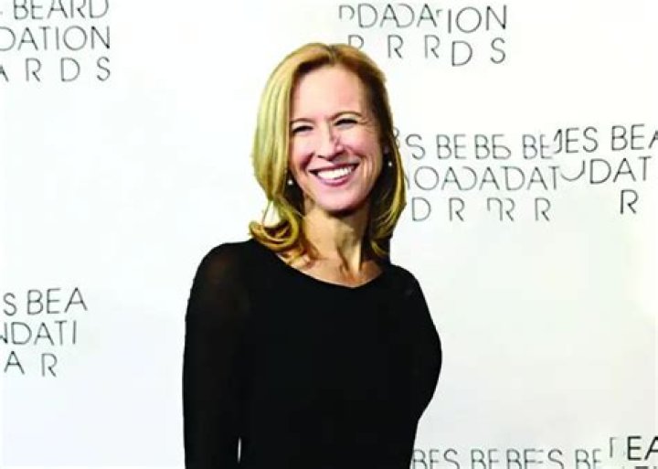 Polly Tsai Biography