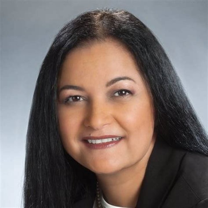 	Questionnaire: Nathalie Lynch-Walsh, candidate for Broward County School Board, District 5	