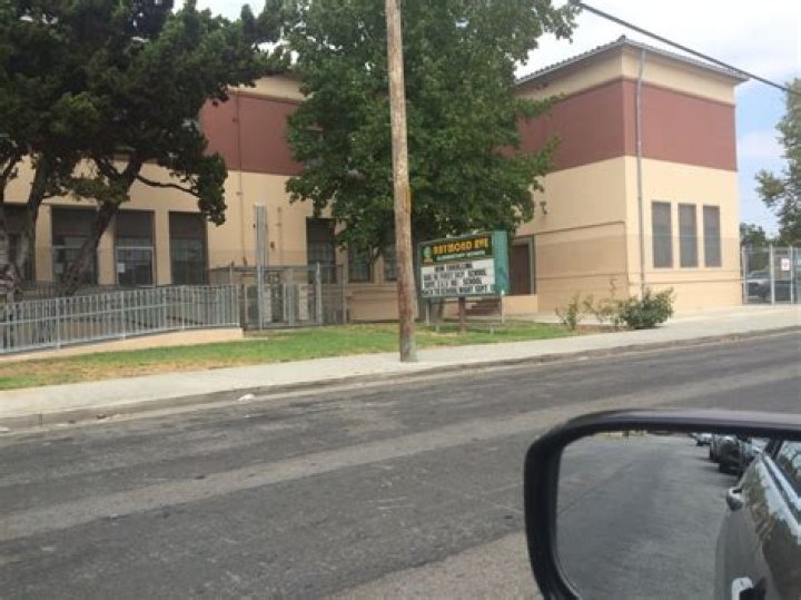 Raymond Avenue Elementary School - Los Angeles