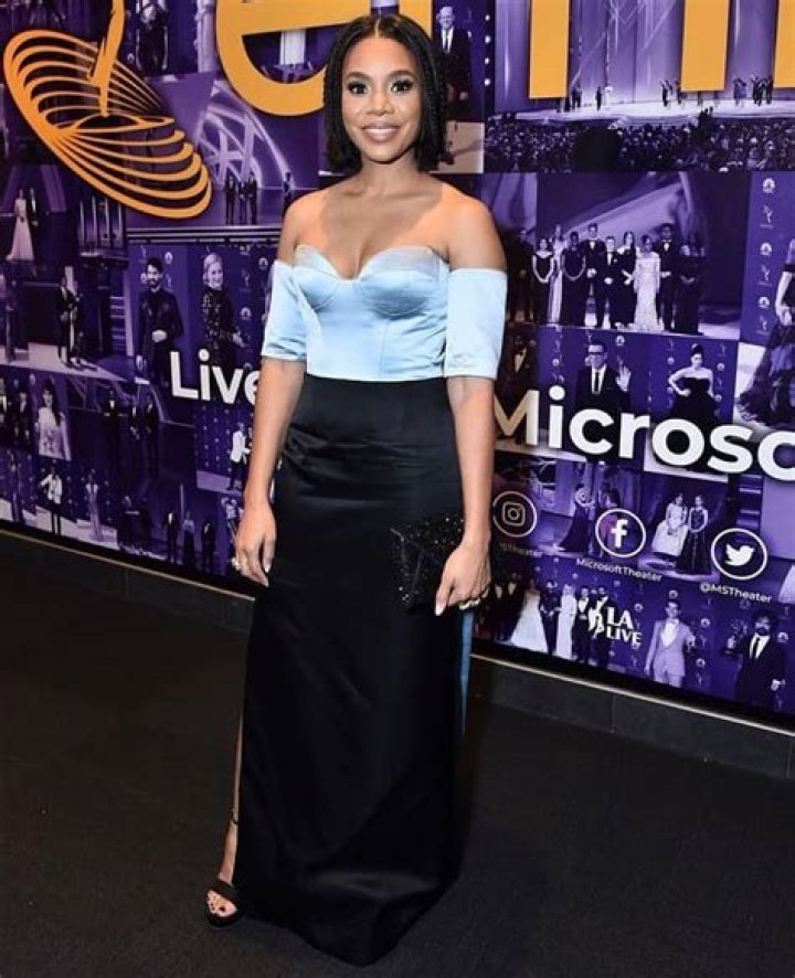 Regina Hall Bio, Age, Height, Husband, Net Worth, Movies and TV Shows