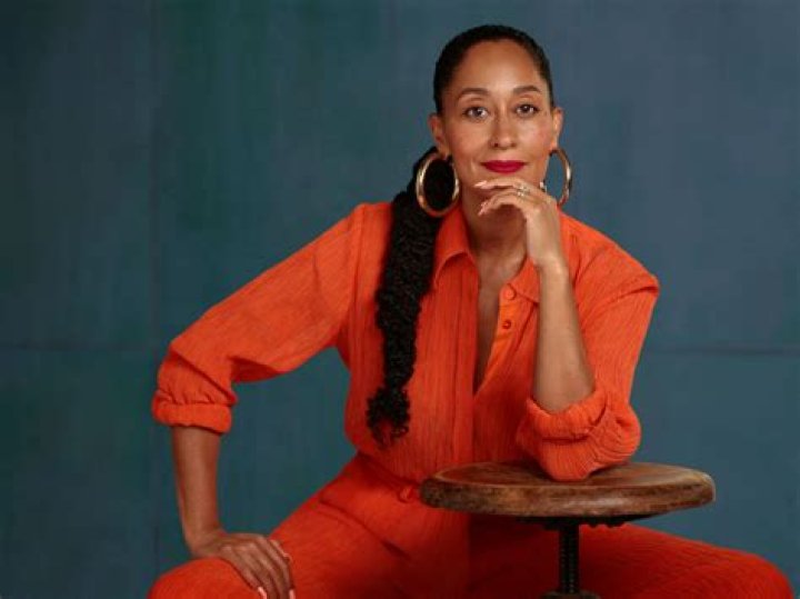 RHONDA ROSS AND SON, RAIF, PROMOTE TRACEE ELLIS ROSS NEW PATTERN BEAUTY PRODUCT