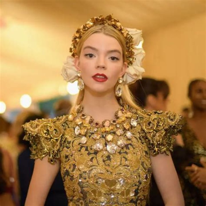 Sherida Spitse: Wiki, Bio, Age, Height, Parents, Wife, Family, Net Worth