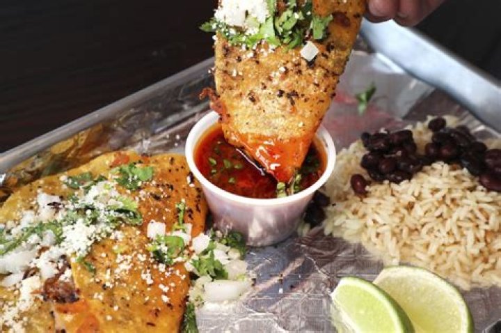 	South Florida’s white-hot birria tacos	