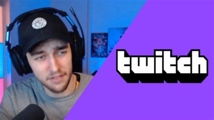 Streamer Susu annoyed as Twitch bans toes emote even after 
