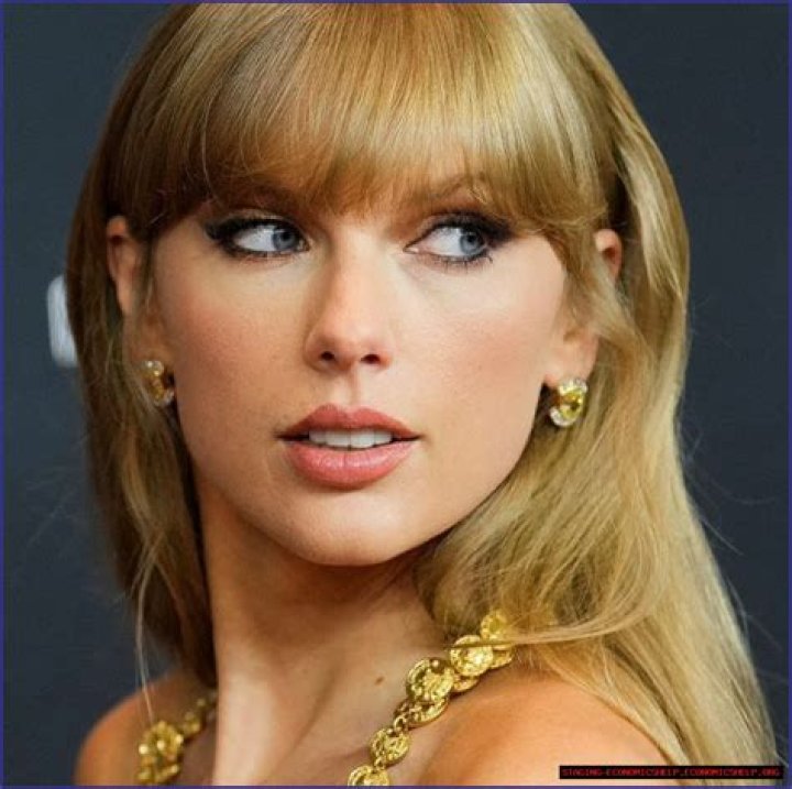 Taylor Swift Naked: A Deep Dive Into The Iconic Moments And Cultural Impact