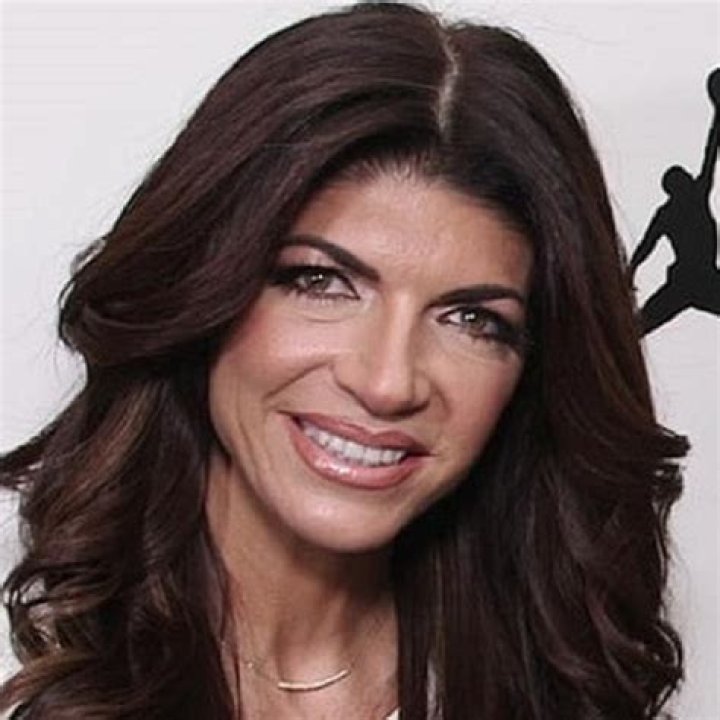Teresa Giudice - Bio, Net Worth, Height