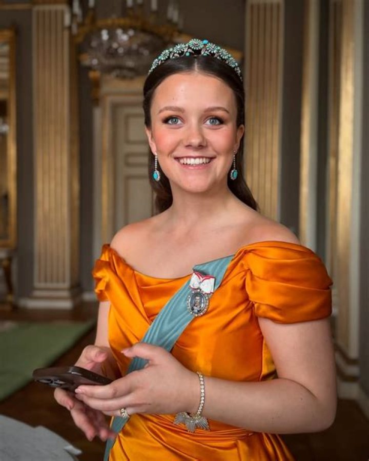 Terra Jole Net Worth | Bio, Family, Address, Career