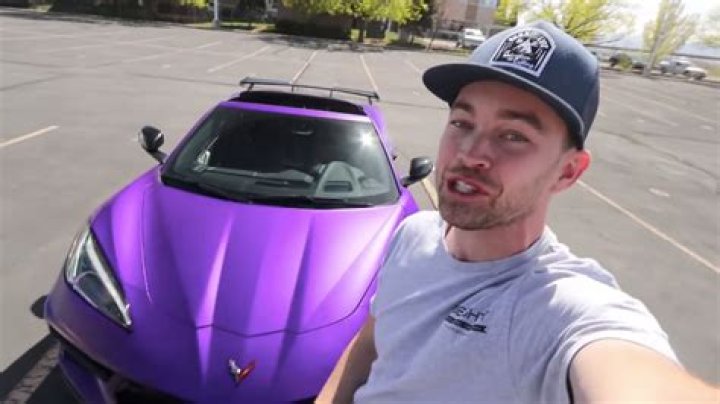 TheStradman explains why he was reluctant to reveal his girlfriend