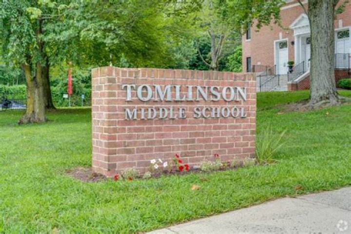 Tomlinson Middle School - Fairfield