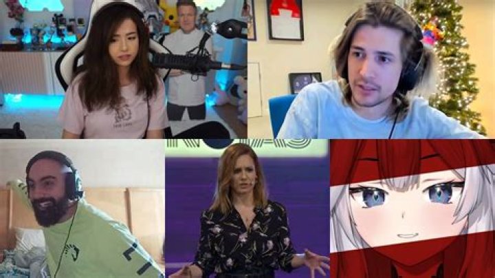Twitch streamer Alinity accidentally streams herself taking NSFW selfie