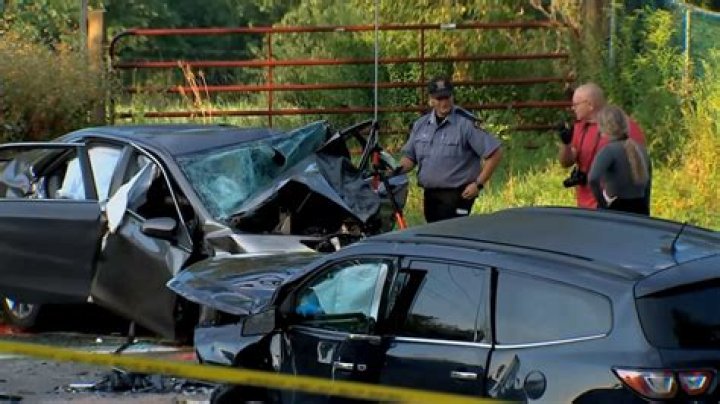 Two dead, 7 injured in Fayette County crash