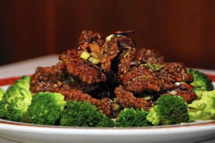 	Uncle Tai’s restaurant closing after three decades in Boca Raton	