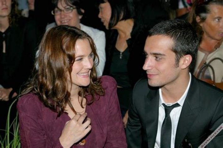 Uncover The Secrets Of Fabrizio Moretti's Wife