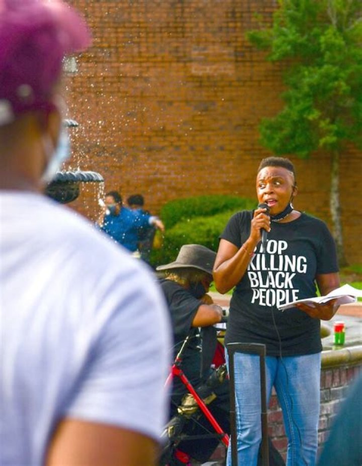 Unity march divides Laurel | News