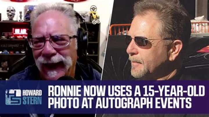 Unraveling The Age Mystery: How Old Is Ronnie Mund?